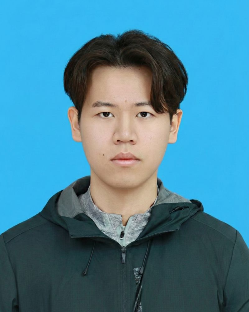 Portrait of Zelin Qiu